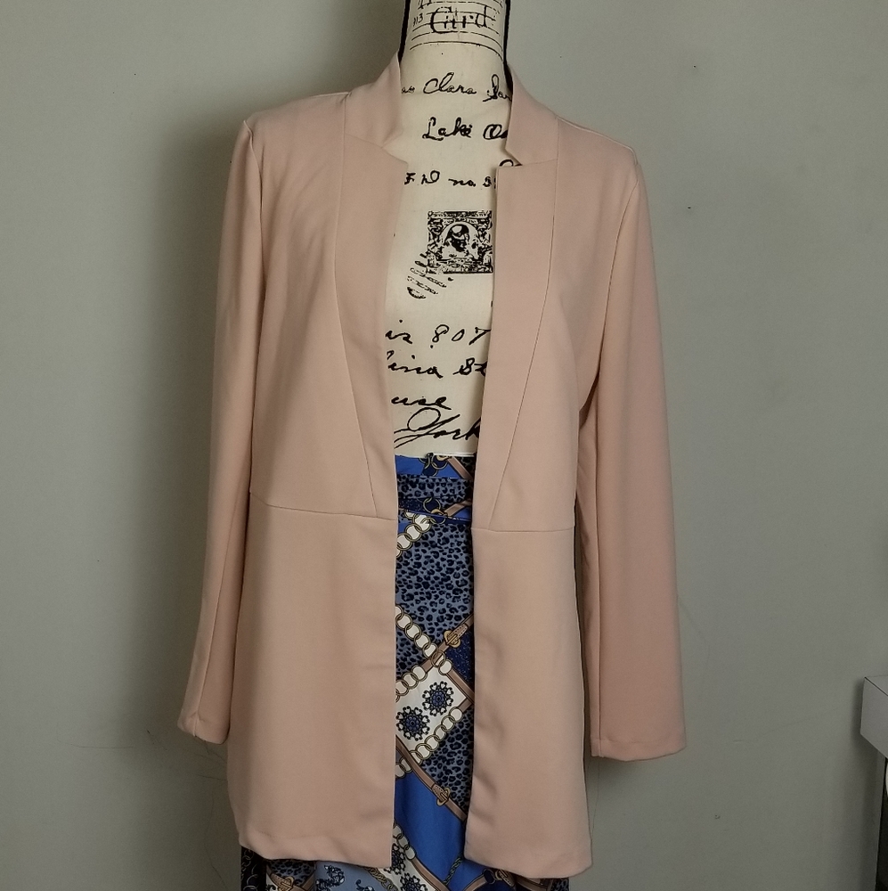 Elegant Women's Blush Pink Vest